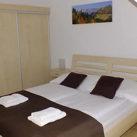 Dovolenkový dom Dubo Holiday Home Liptovsky Mikulas